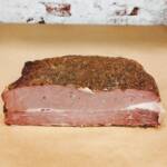 pastrami new york style Villani elaborado con carne seleccionada y especias aromáticas.