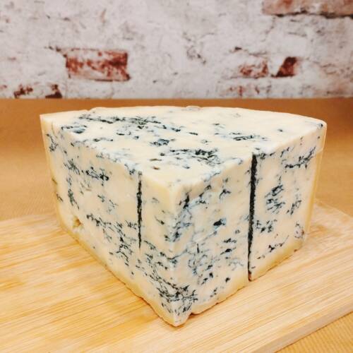 Auténtico Gorgonzola Picante DOP, queso azul italiano de sabor intenso. Perfecto para pasta, pizza y tablas gourmet. ¡Compra online aquí!