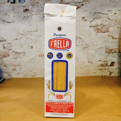 Spaghettoni Faella en paquete azul, pasta artesanal italiana de Gragnano