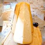 Auricchio Corda Nera provolone italiano intenso curado tradicional