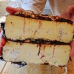 queso azul italiano con cacao lavanda y rosa de damasco L’Occitano