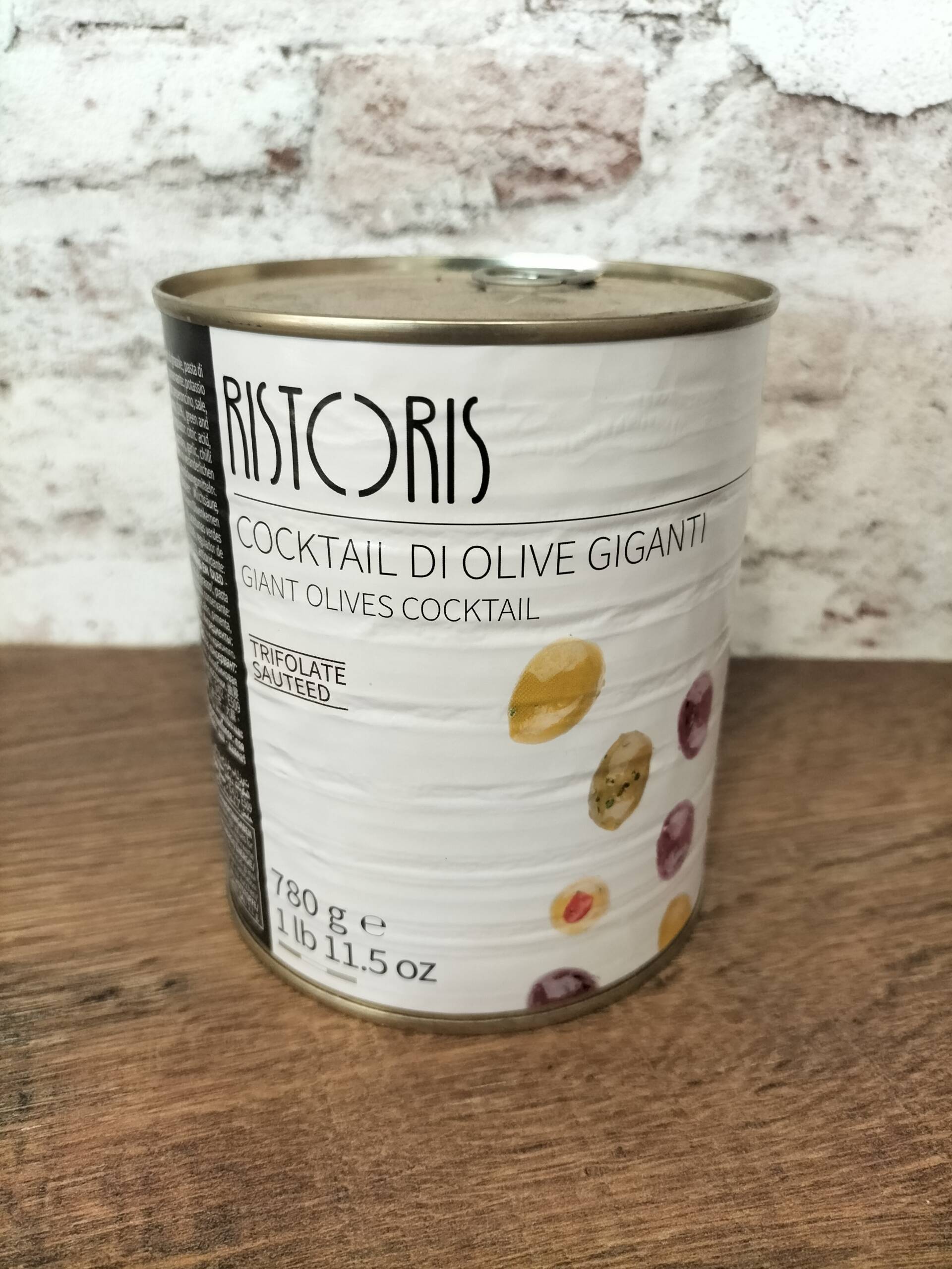 Cocktail de olivas gigantes Ristoris con aceitunas verdes y negras